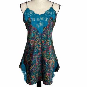 Victoria Secret Gold Label Lace Paisley Nightgown